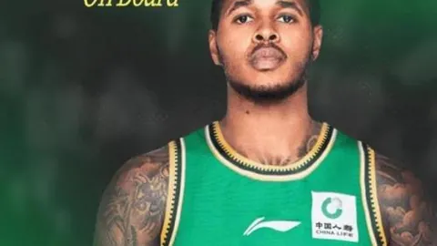 爵士迎战火箭战火重燃：四员大将伤病缺席